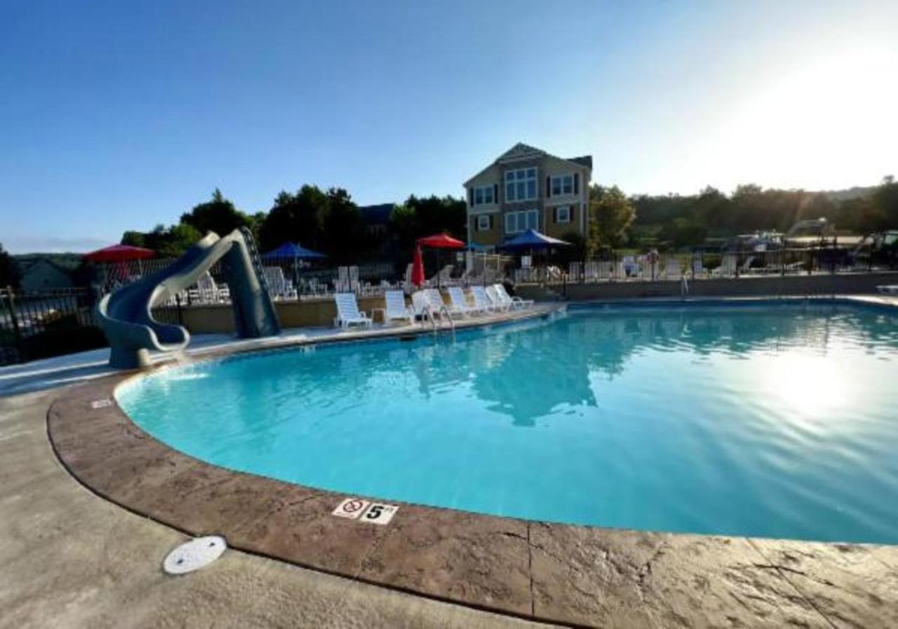 Villa Premier Retreat With Hot Tub, Theater & Pool Table Hollister Esterno foto