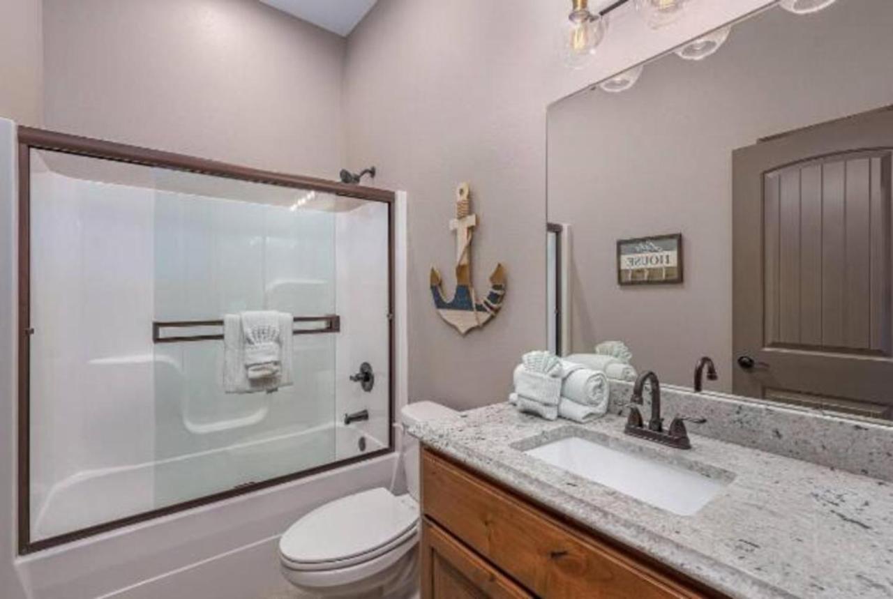 Villa Premier Retreat With Hot Tub, Theater & Pool Table Hollister Esterno foto