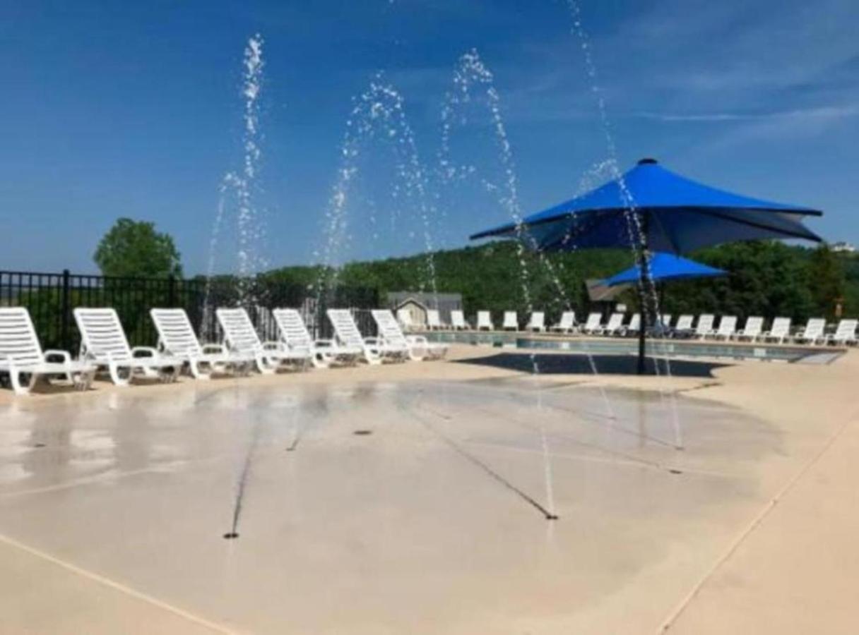 Villa Premier Retreat With Hot Tub, Theater & Pool Table Hollister Esterno foto